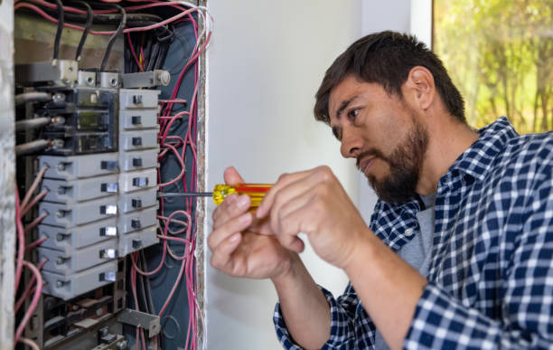Best Licensed Electrician  in Huber Heights, OH